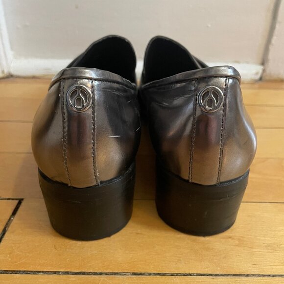 Silver Loafer/Oxford Shoes - Picture 5 of 10